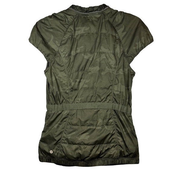 Lululemon Spring Fling Puffer Vest, Camo, Removable Hood, Size 6 - Picture 7 of 10